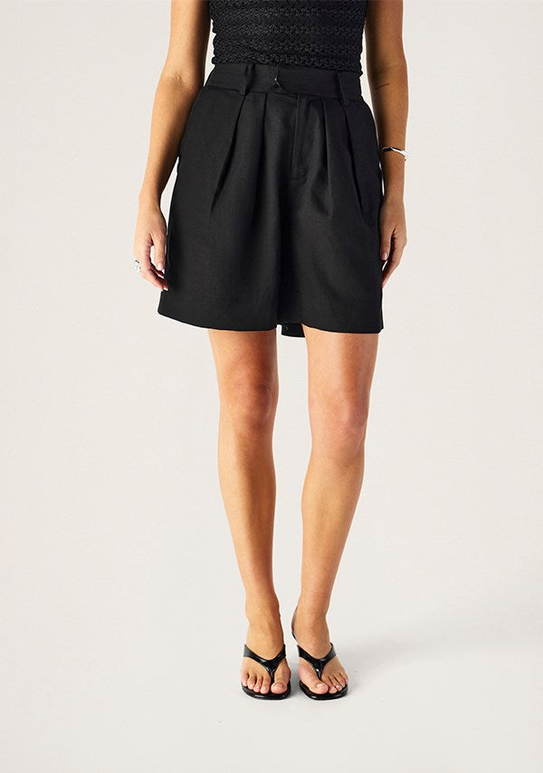 Monaco Suiting Bermudas