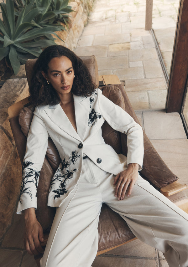 Lis Embroidery Blazer