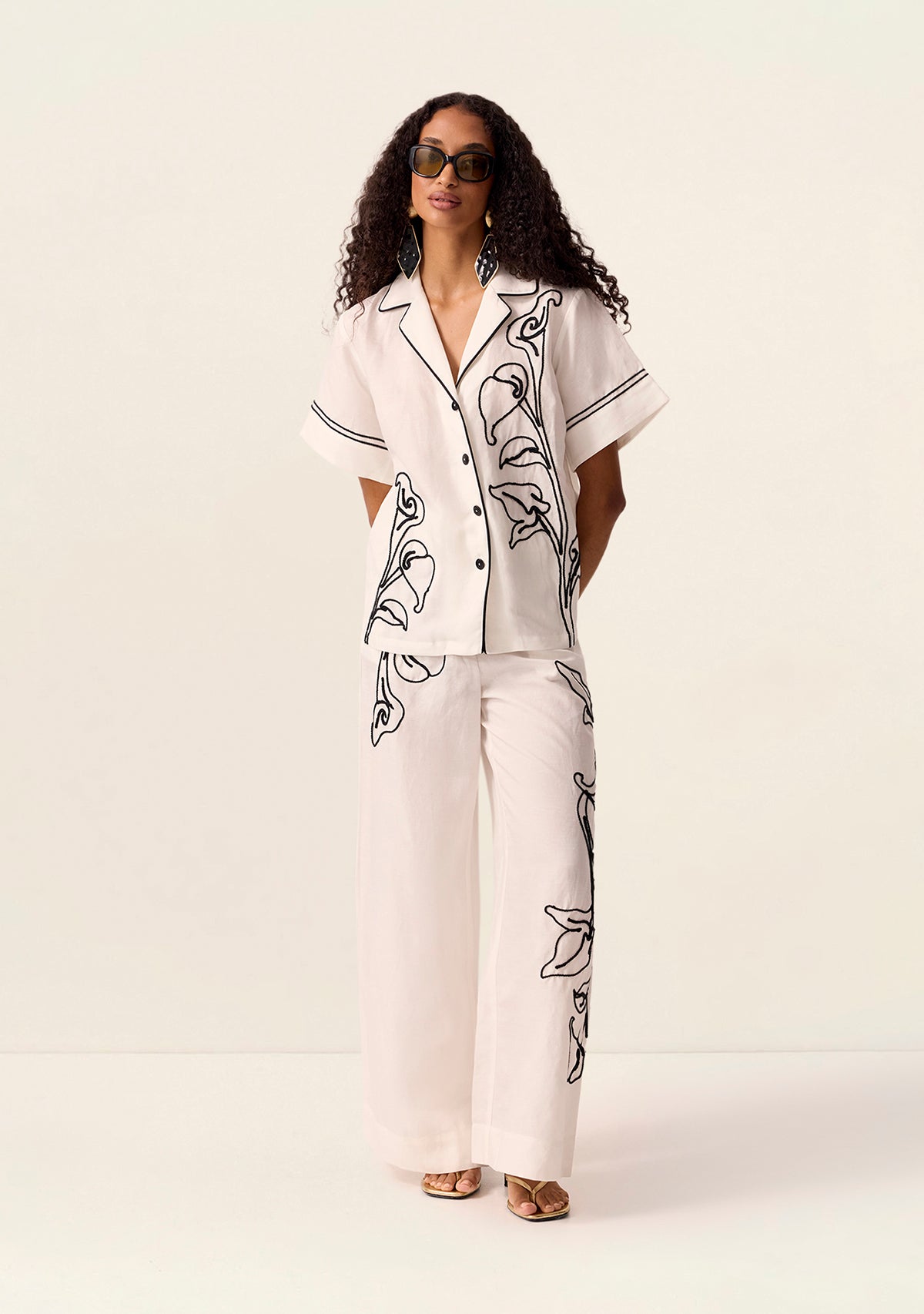 Lily Embroidery Shirt