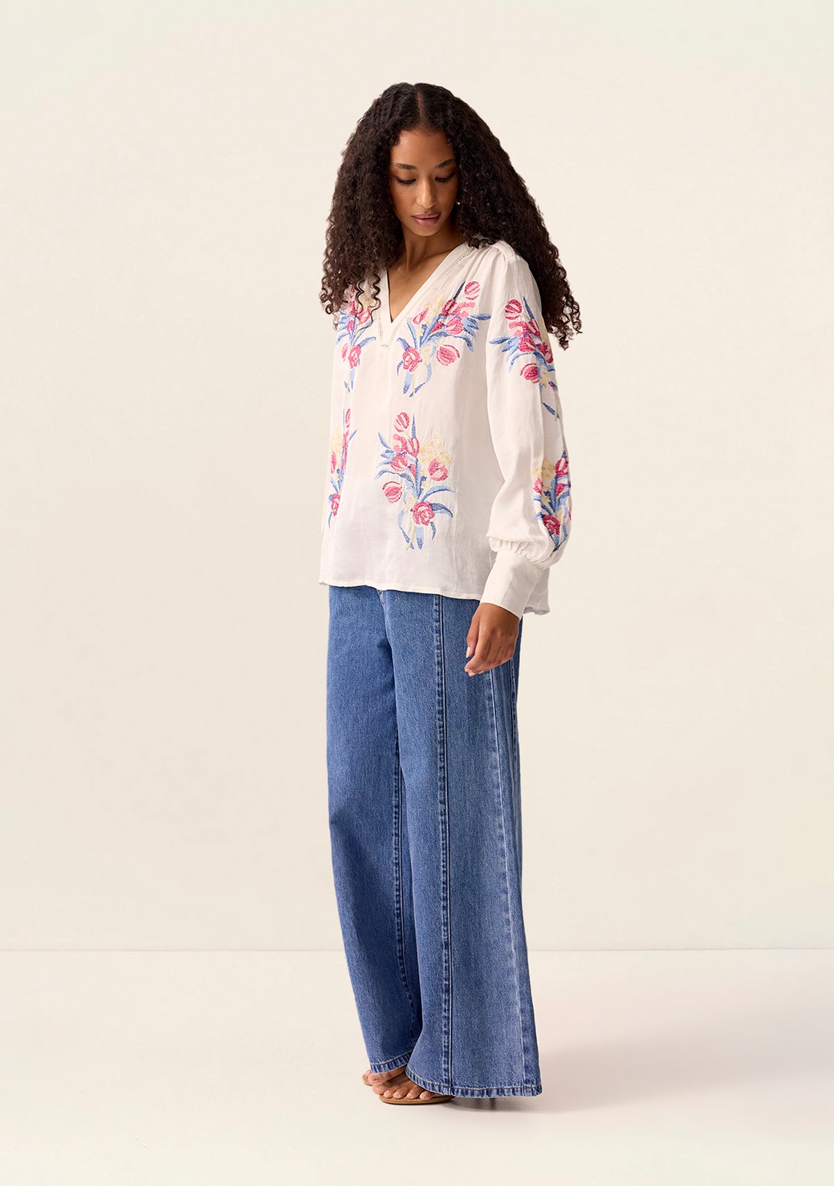 Tulip Embroidery Blouse