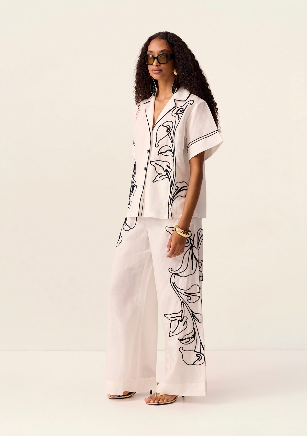 Lily Embroidery Shirt