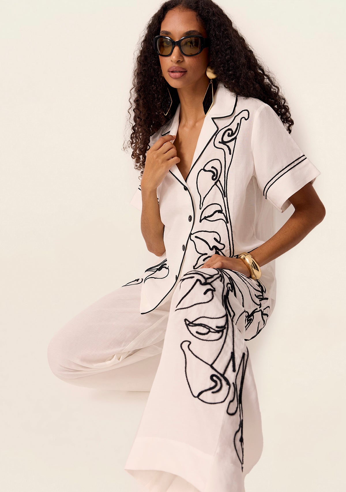 Lily Embroidery Shirt