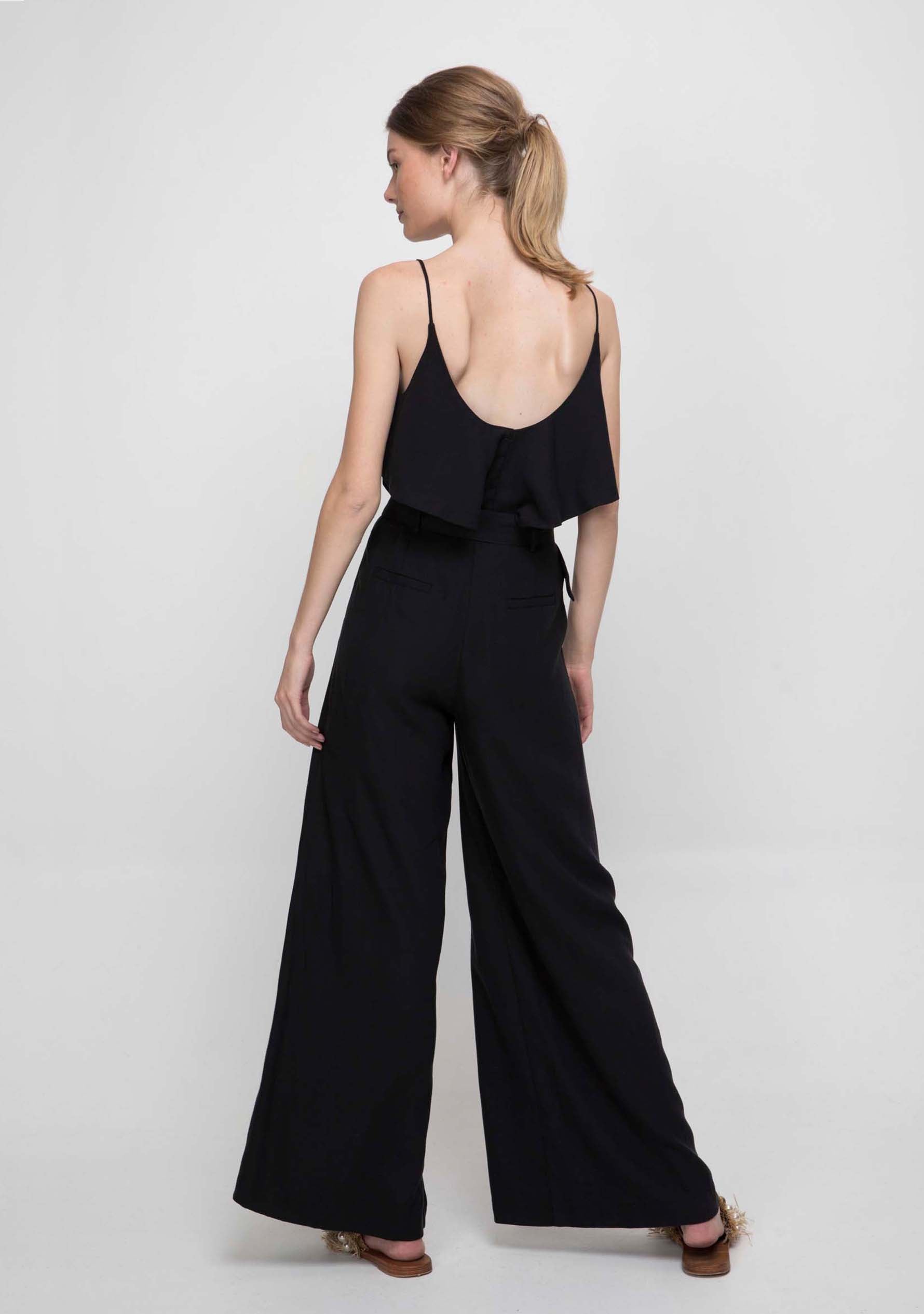 Sahara Top Black Back